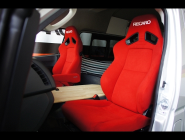 RECARO@SR-7F@KK100@RED@V[gq[^[t@A[Xgt