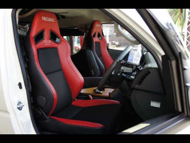 RECARO　SR-7F　Lassic　RED　アームレスト付き