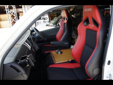 RECARO　SR-7F　Lassic　RED　アームレスト付き