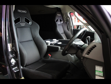 RECARO　SR-7F　GK100　BK/BK　アームレスト付き