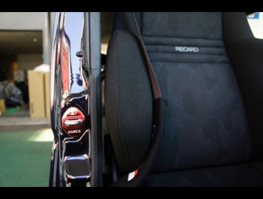 RECARO@I\yhAN220HV@BK