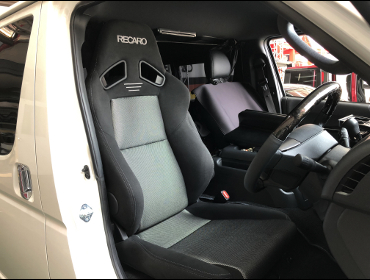 RECARO@SR-7F@GK100@BK/SIL@A/R^Cv