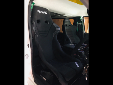 RECARO@RS-GS@BK