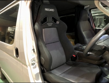 RECARO@SR-7F@GK100@BK/rhk@V[gq[^[t