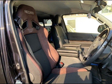 RECARO@SR-7F@GU100H@uE@V[gq[^[t